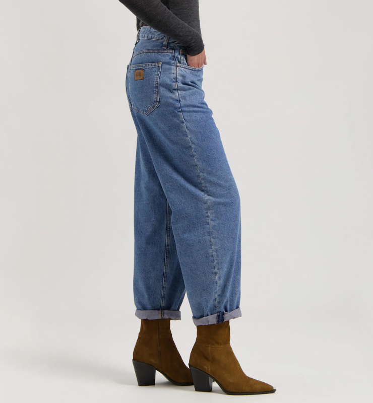 Jeans Donna vita alta barrel in Cotone Biologico e Riciclato