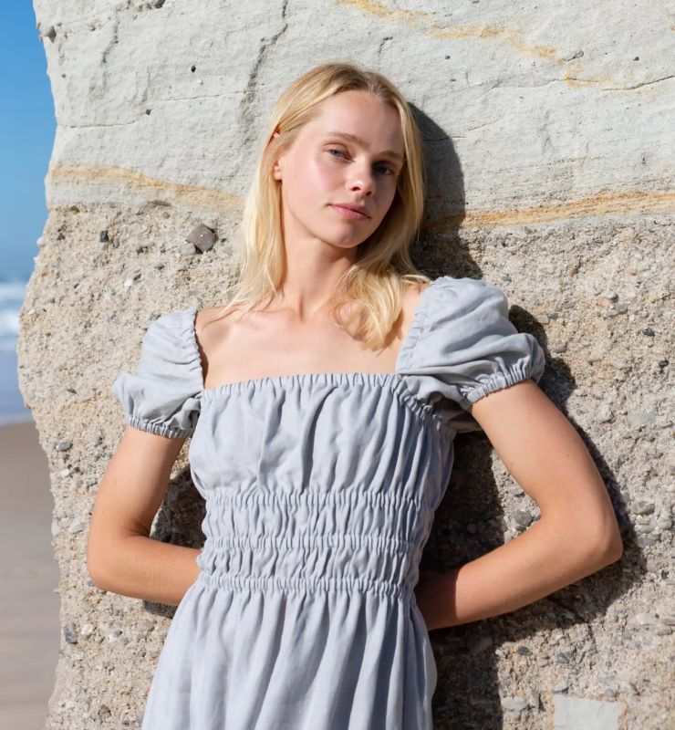 Abito Midi in Lino con Maniche a Sbuffo