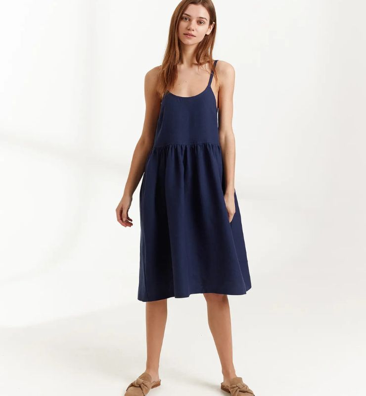 Abito in Lino con Spalline Sottili - Leggero e Naturale