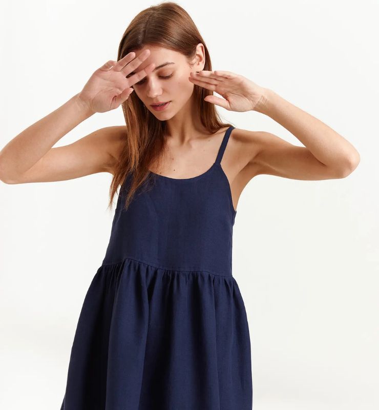 Abito in Lino con Spalline Sottili - Leggero e Naturale