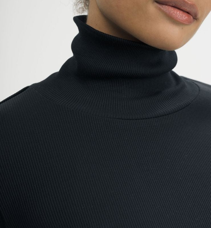Maglia a collo alto in cotone biologico