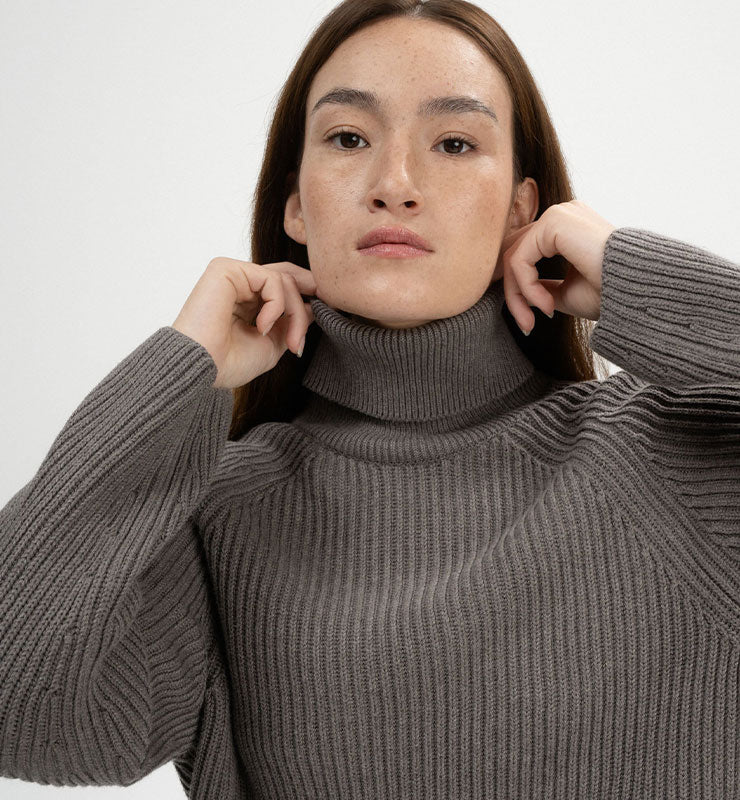 Maglione a collo alto a coste in 100% Cotone Organico - CASAGIN