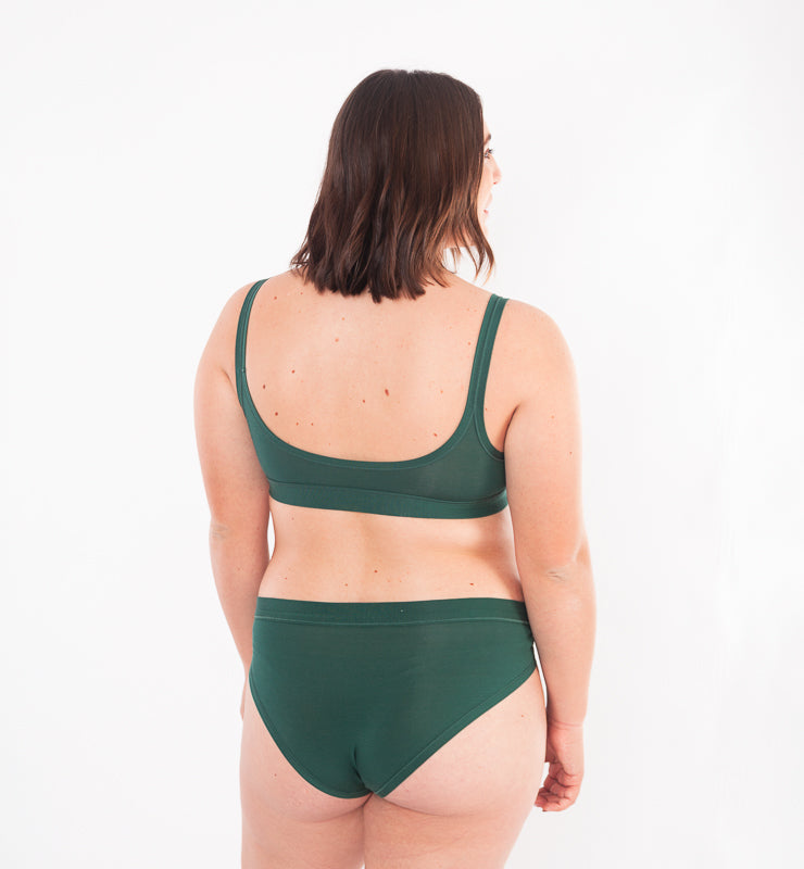 Classic briefs in natural fabric