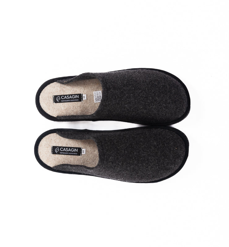 Recycled wool felt slippers