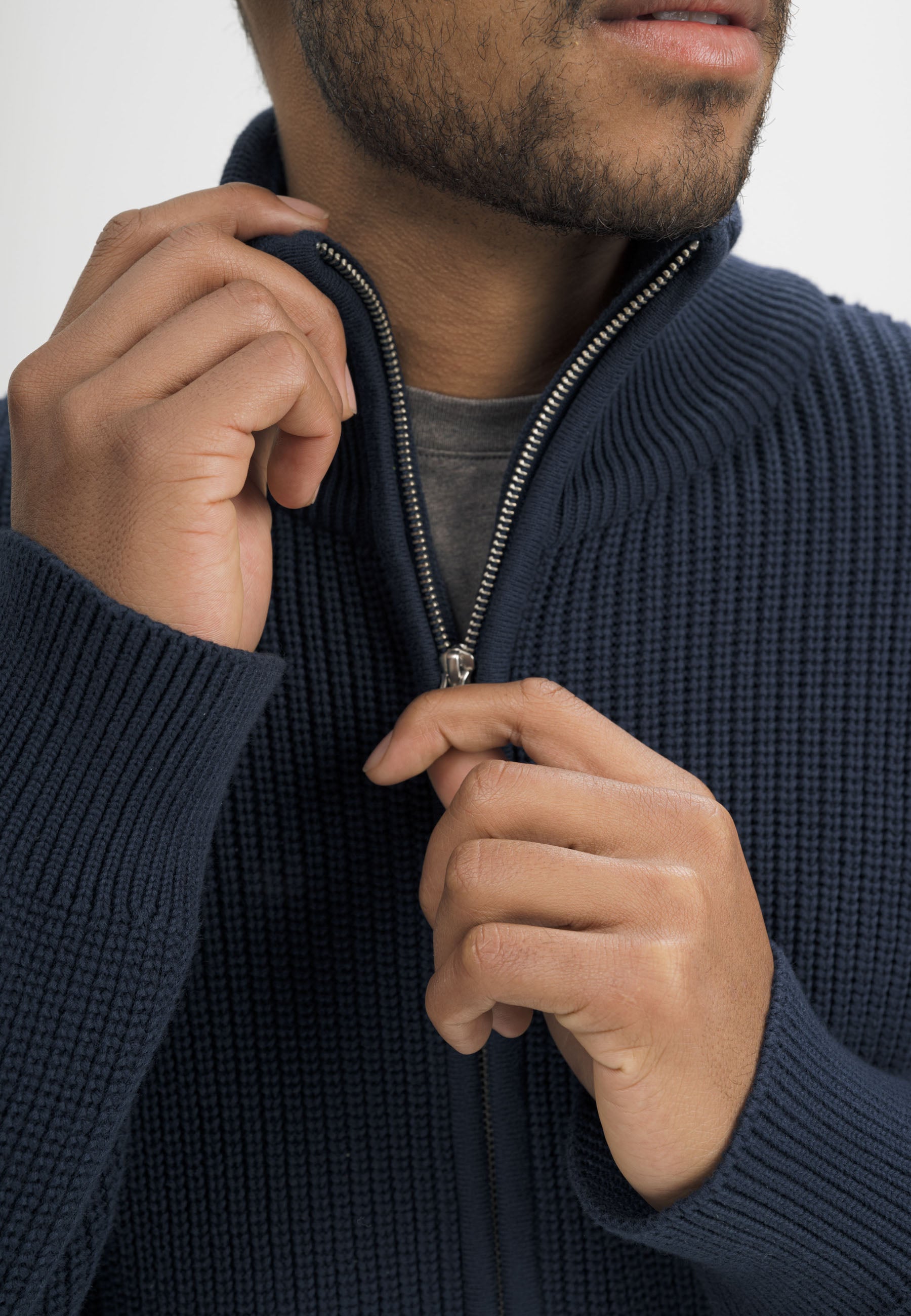 Giacca uomo in Cotone Biologico GOTS – Rib Knit con Zip