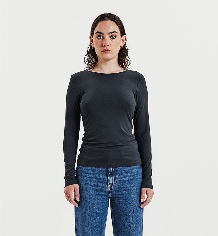 Maglia con Scollatura Profonda sulla Schiena in Viscosa ECOVERO™ - CASAGIN