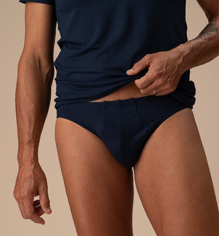 Men's briefs in natural fabric