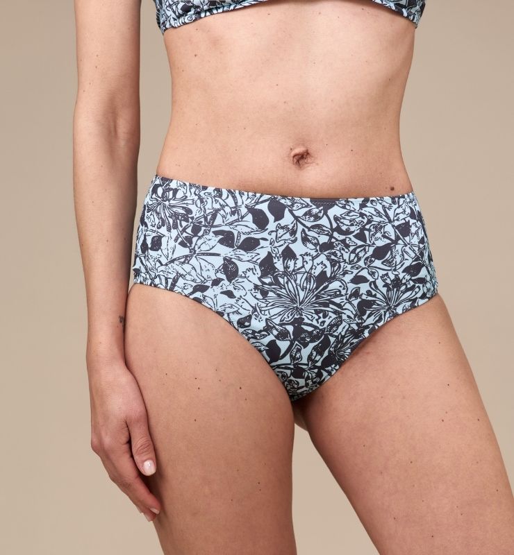 High-waisted eco bikini briefs with floral pattern in ECONYL® regenerated nylon