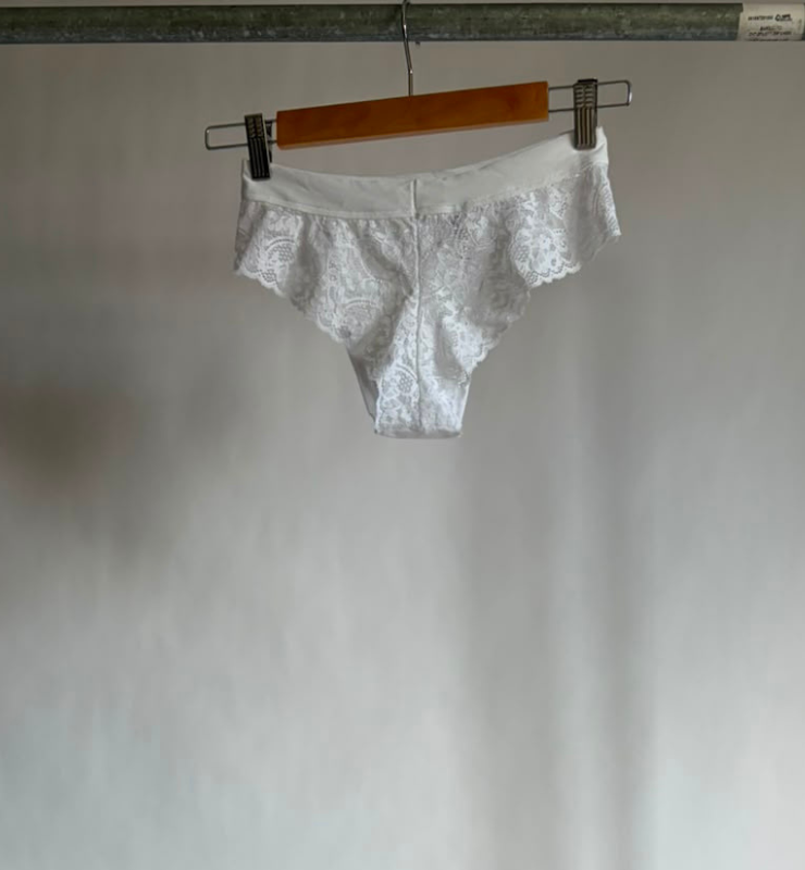 Basiliana pizzo bio e Tencel™ bianco