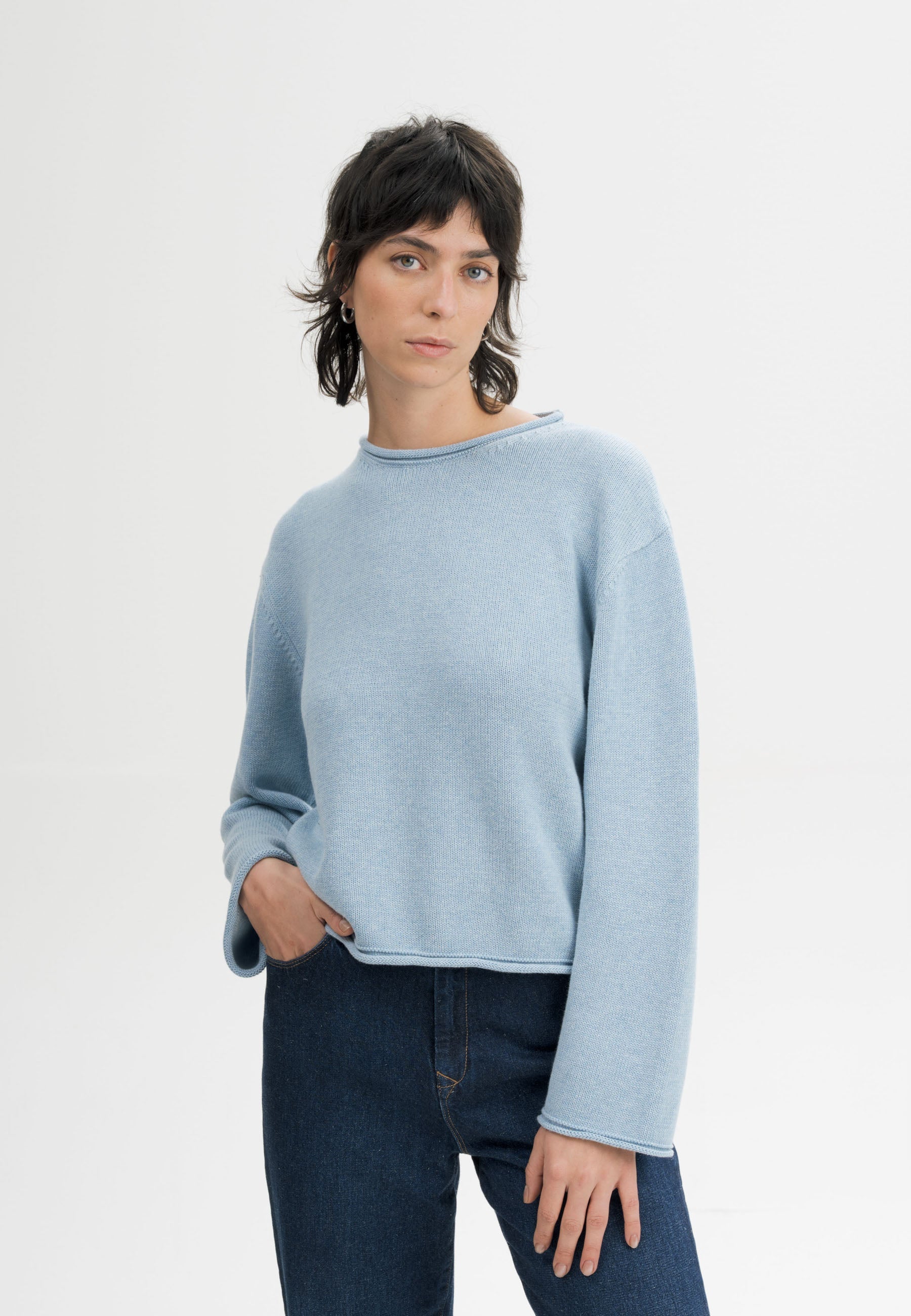 Maglia in Cotone Biologico – Girocollo e Vestibilità Boxy
