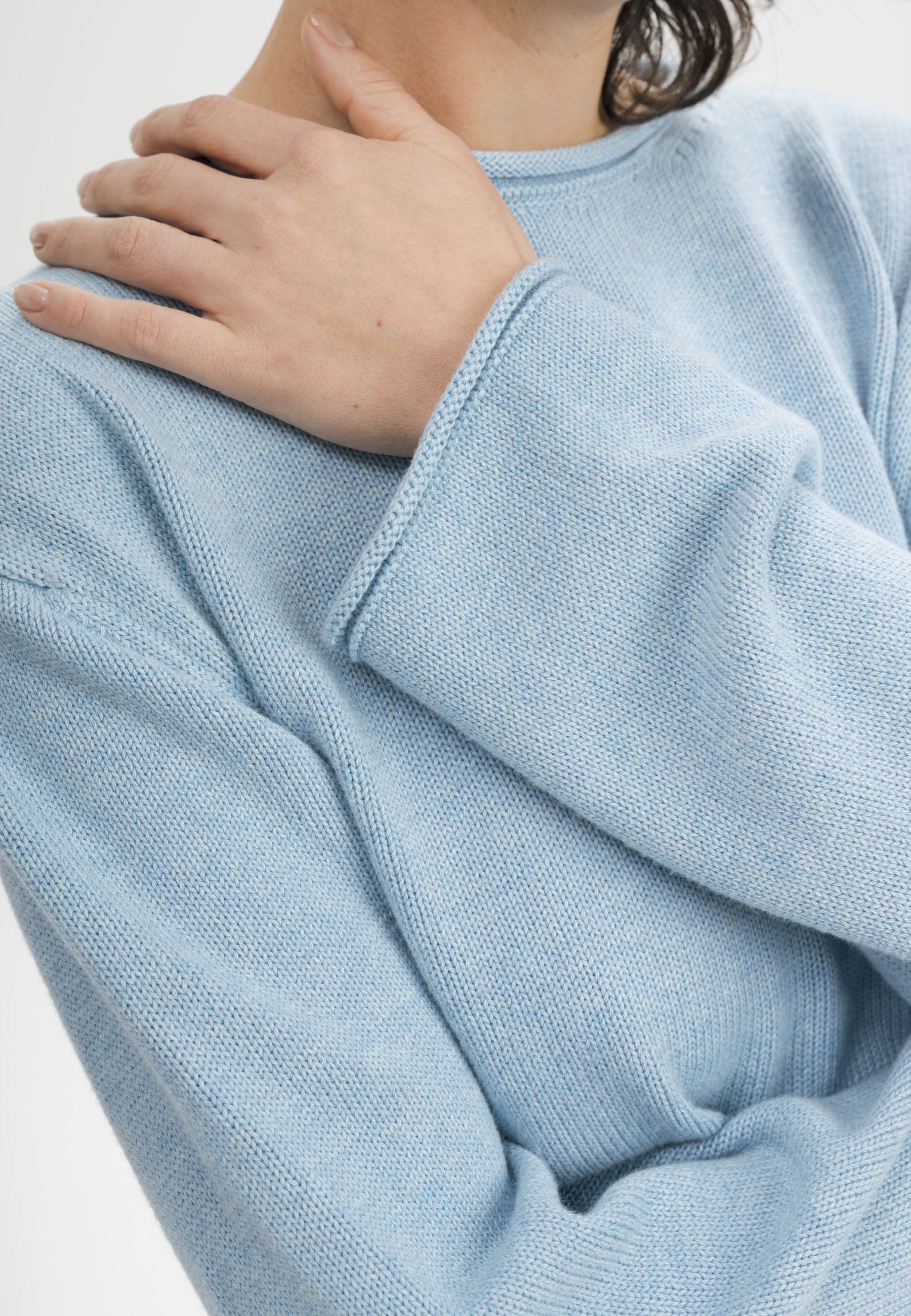 Maglia in Cotone Biologico – Girocollo e Vestibilità Boxy