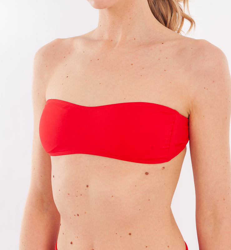 Top costume a fascia con coppa in tessuto riciclato