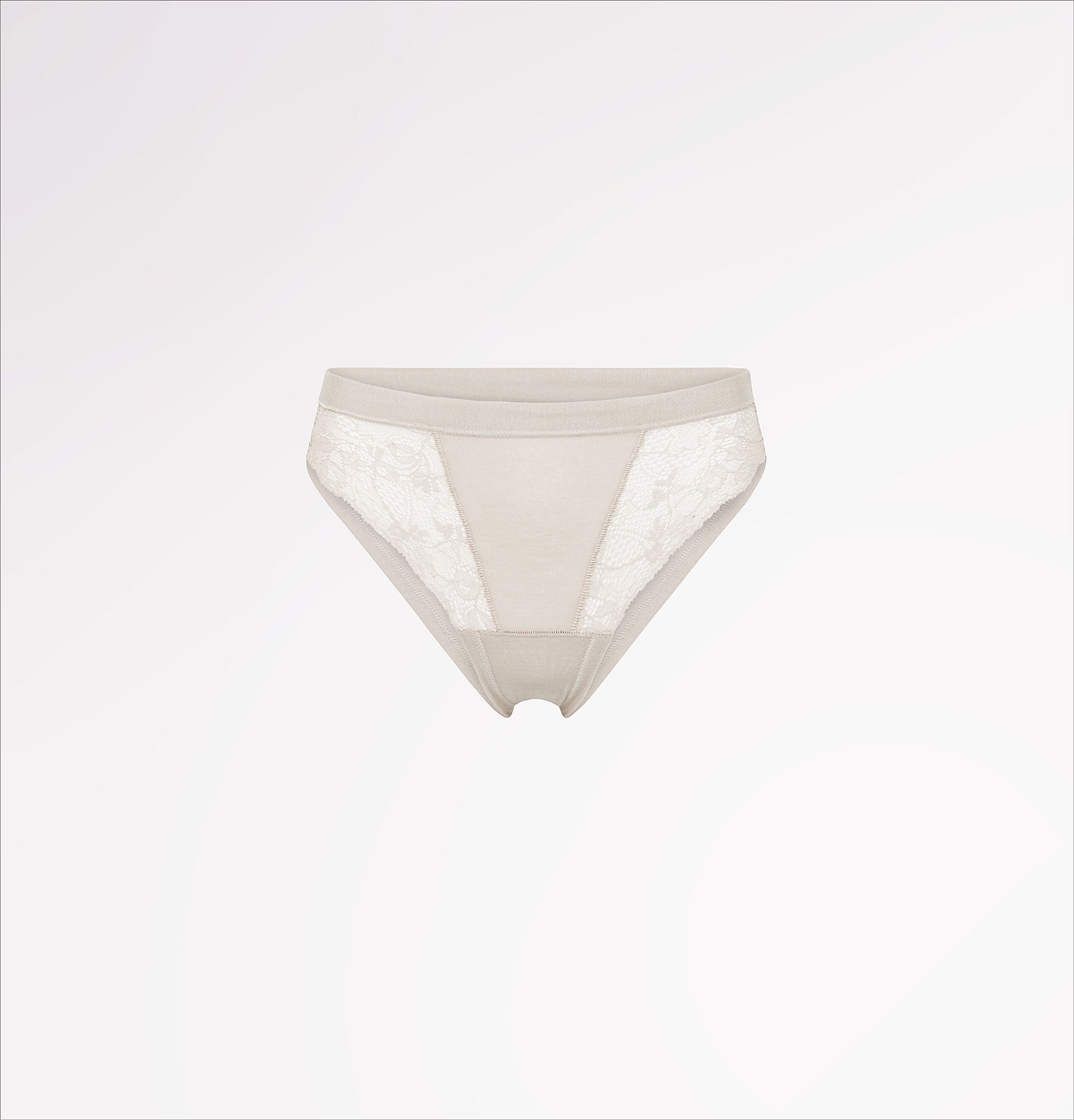 Slips aus Naturstoff und biologisch abbaubarer Spitze