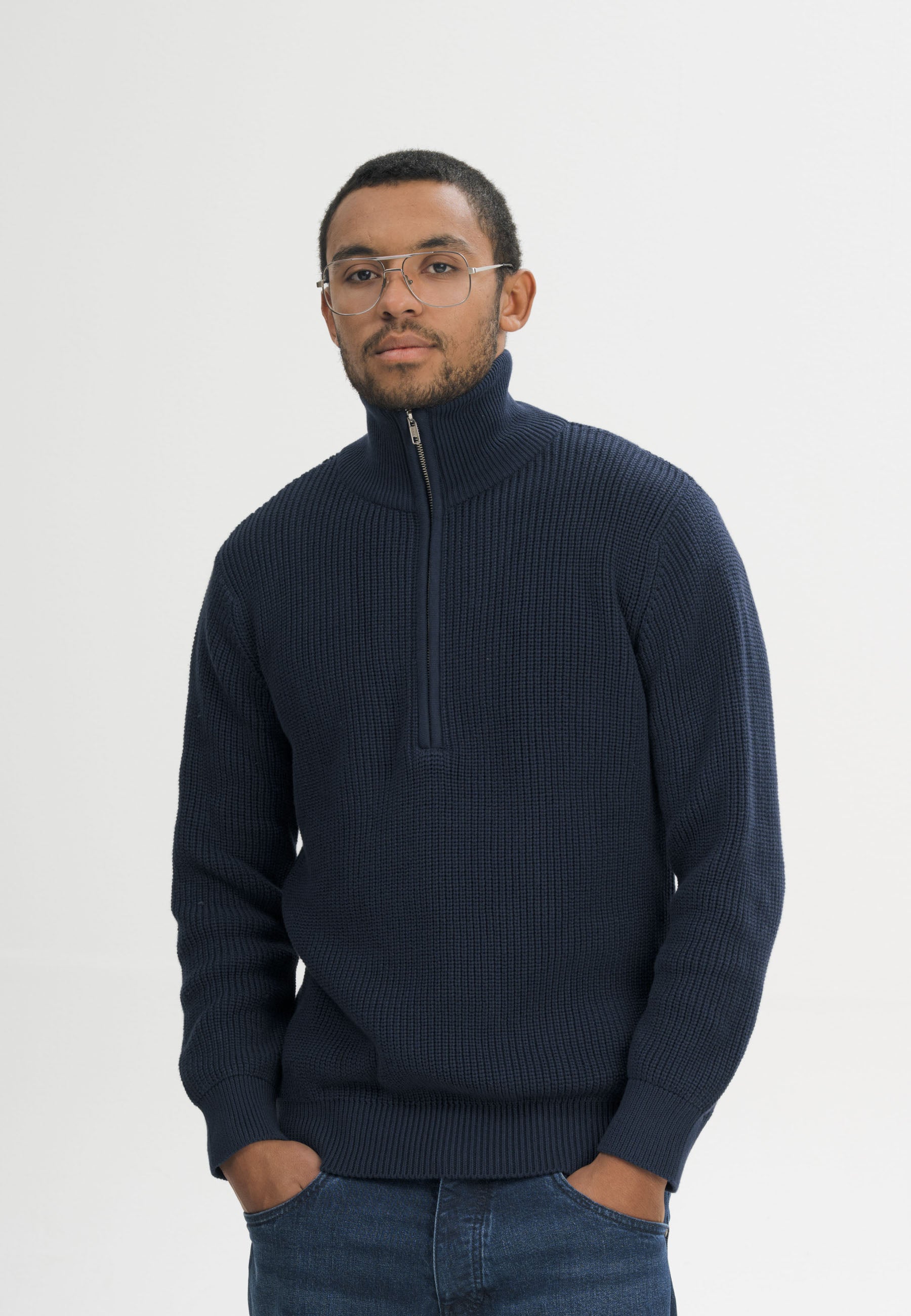 Maglione Uomo in Cotone Biologico GOTS – Collo Alto e Zip